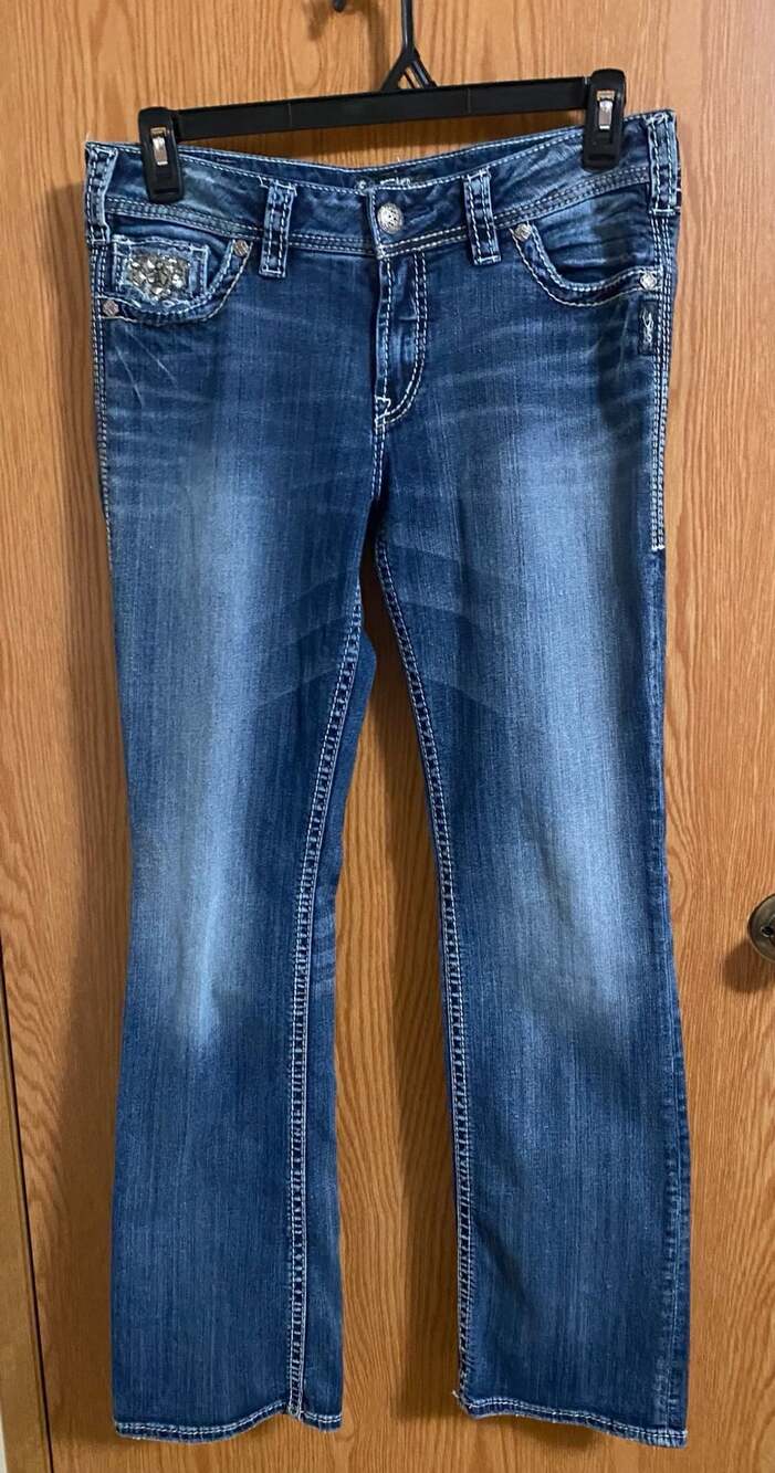 Silver Jeans Co. Suki Flap 17 Bootcut Rhinestone Embellished Jeans W31 L33